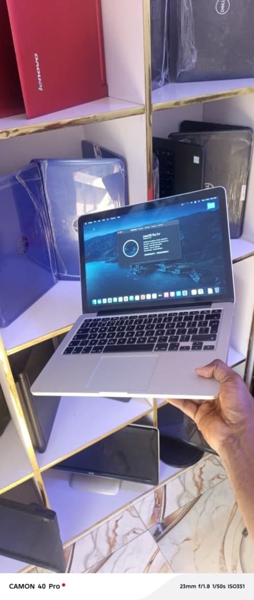 Mac book pro.