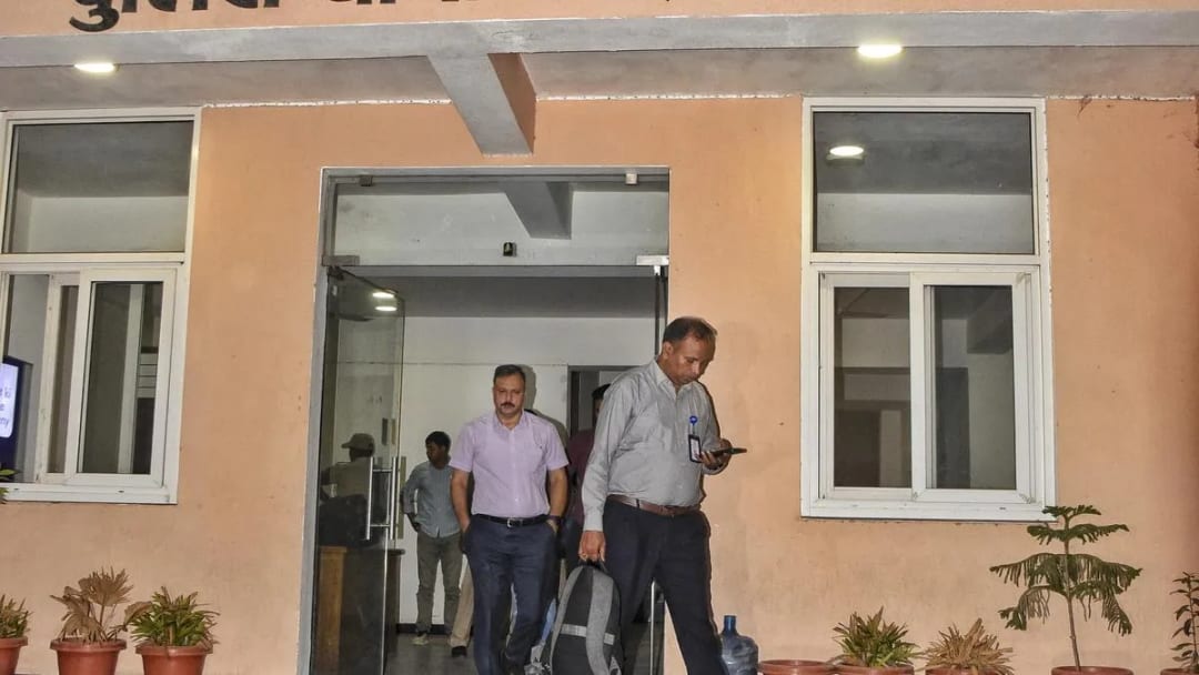 నీట్ ప్రశ్నాపత్రం లీక్ కేసులో కొత్త ట్విస్ట్.. కేరళ ఎంబీబీఎస్ విద్యార్థి పాత్రపై దర్యాప్తు