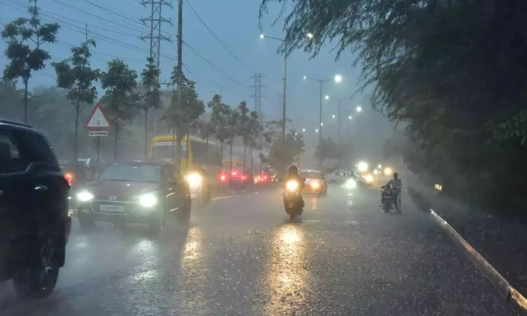 దేశవ్యాప్తంగా విస్తరించిన నైరుతి రుతుపవనాలు.. పలు రాష్ట్రాల్లో భారీ వర్షాలు, ఐఎండీ హెచ్చరికలు