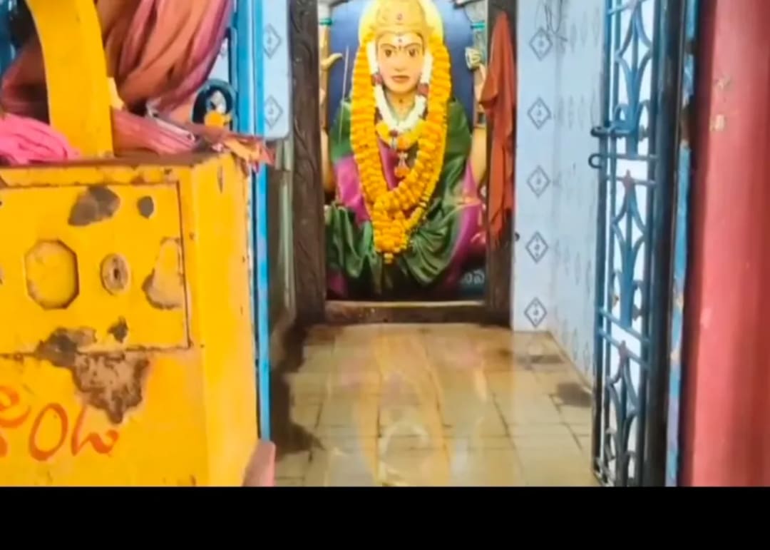 గోదావరి ఉగ్రరూపం..
