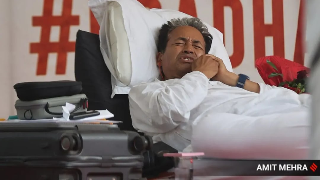 నిరాహార దీక్ష కొనసాగిస్తున్న సోనం వాంగ్‌చుక్..