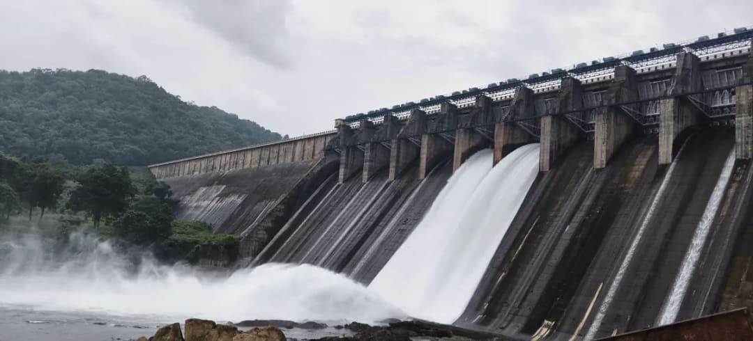గోదావరి డెల్టా మూడు ప్రధాన కాలువలకు సీలేరు జలాలు విడుదల