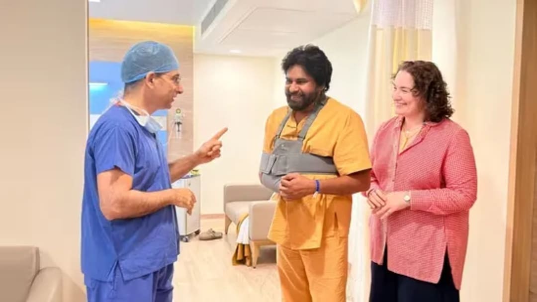పవన్ కల్యాణ్‌ ఆస్పత్రి నుంచి డిశ్చార్జ్