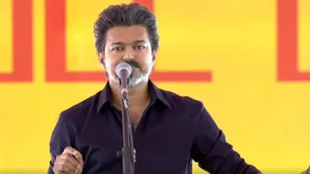 ఏడుగురు అధికారుల సస్పెన్షన్