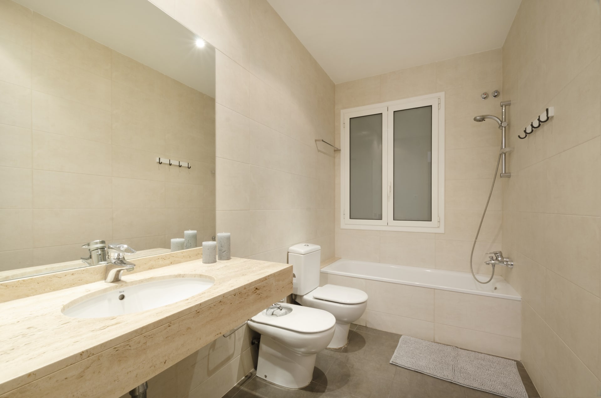 MUN328 - H4 SUITE PAREJAS