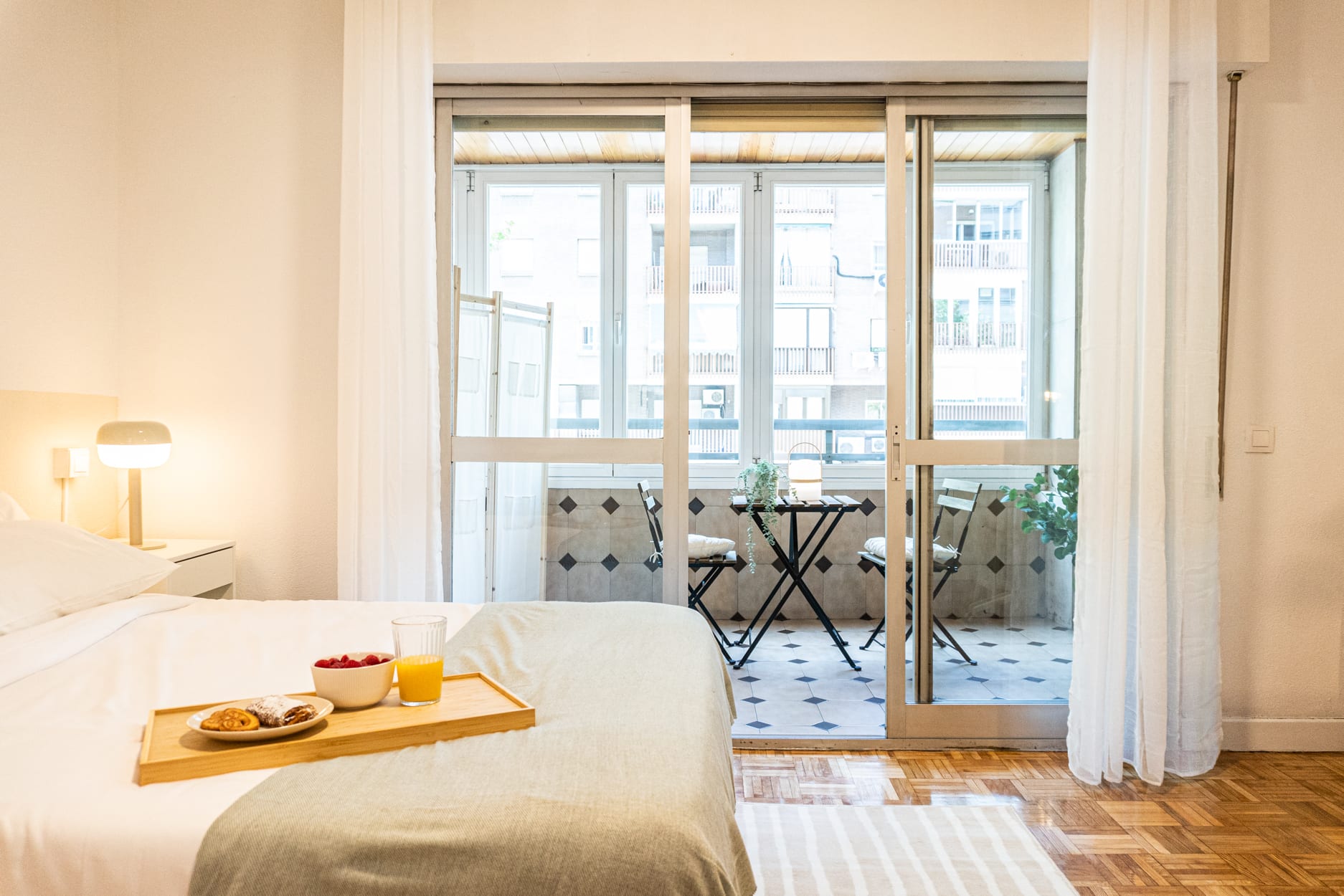 COM1 - H6 terraza salon baño privado