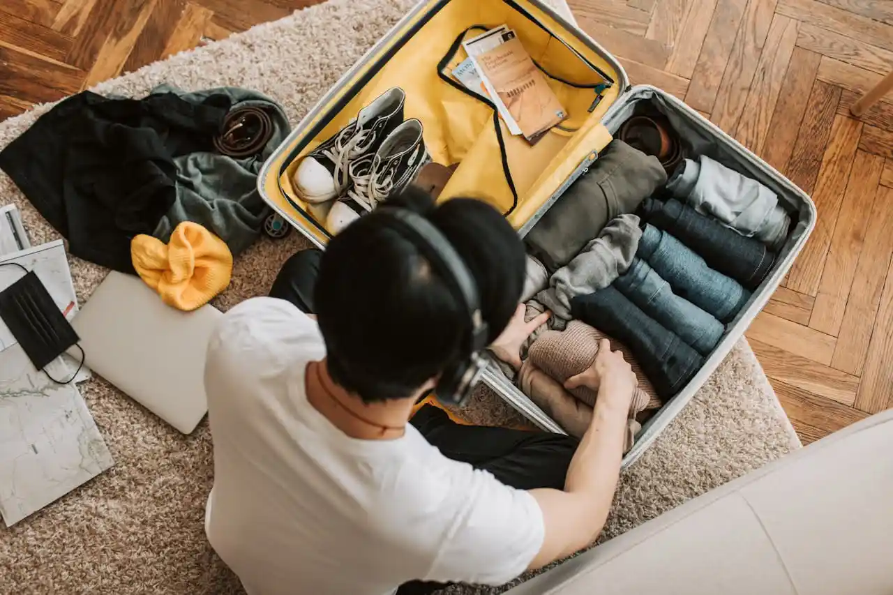 image of Organized packing. Photo by Vlada Karpovich: https://www.pexels.com