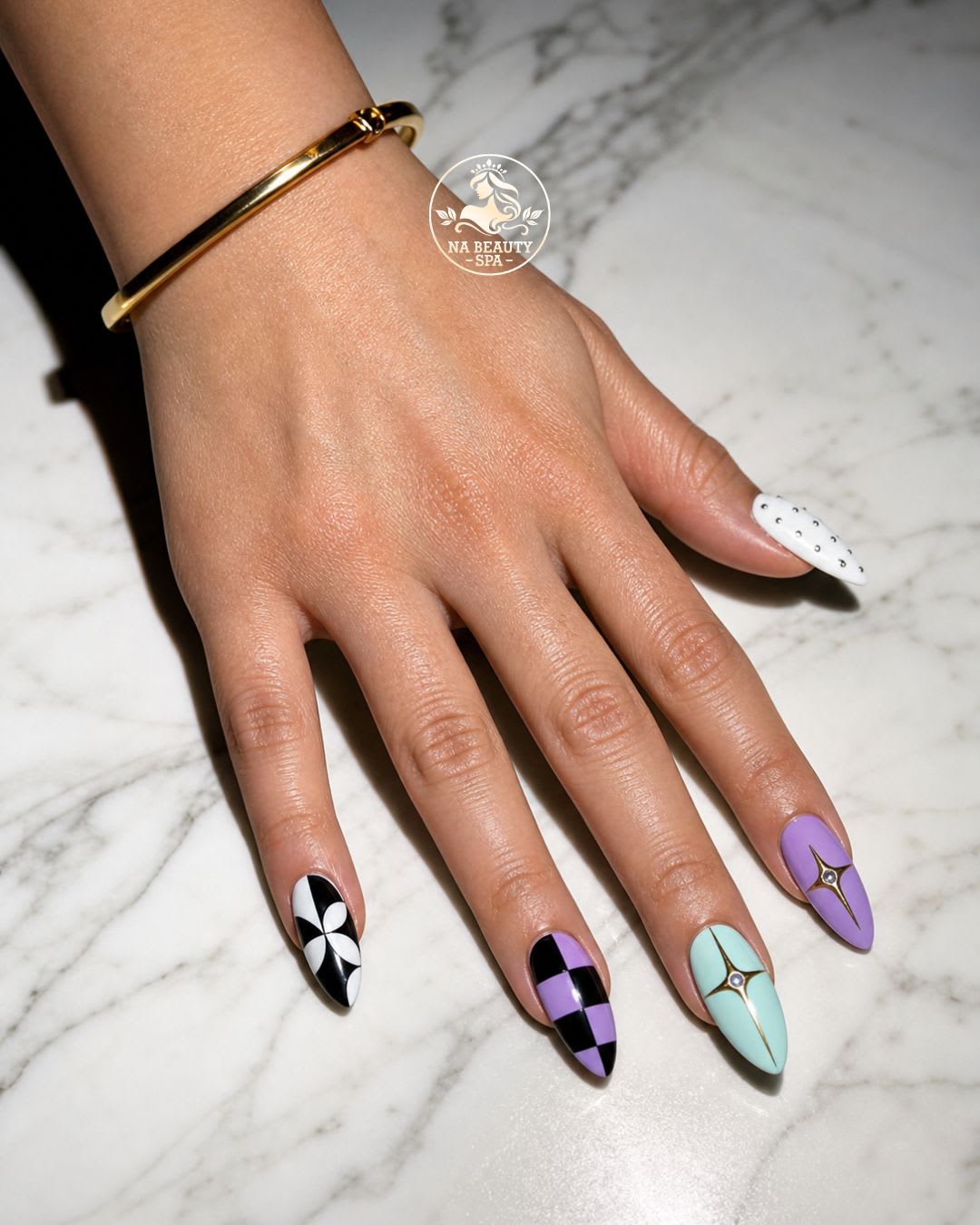 Nail Design bei Na Beauty Spa Berlin