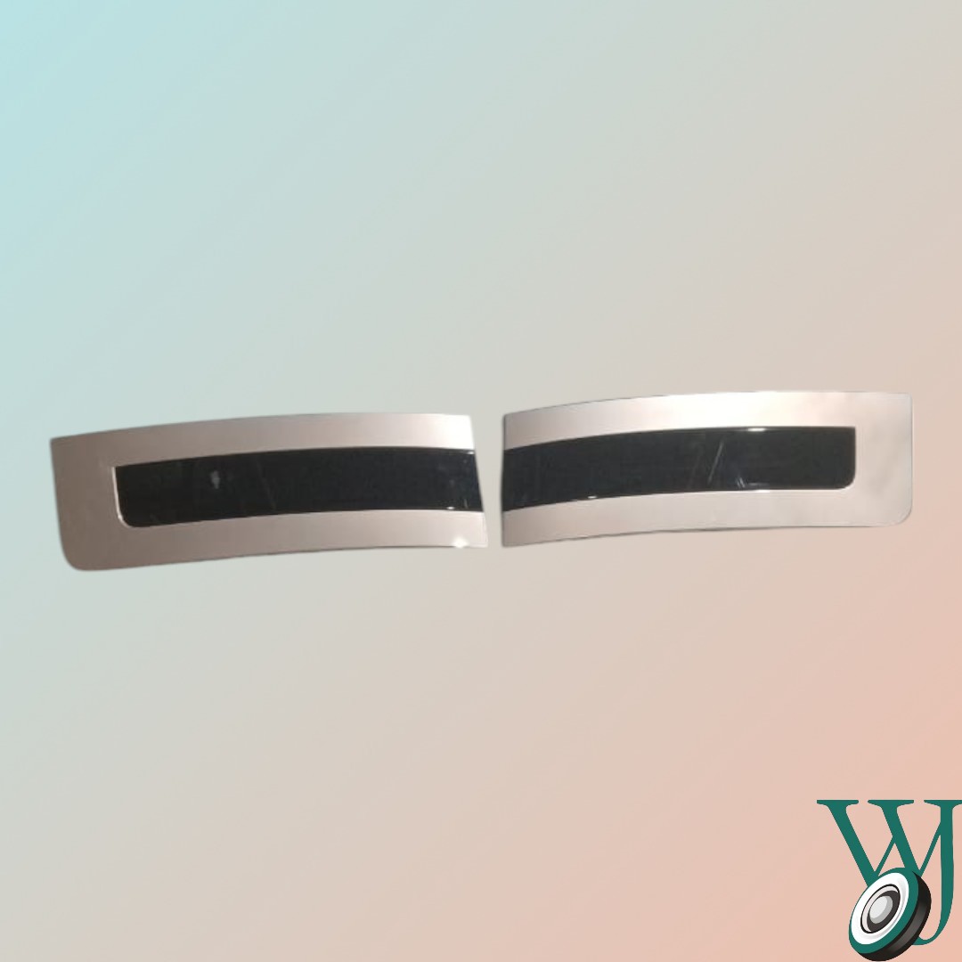 SIDE VEN 2023 VOGUE GOLDEN, 2023 Vogue Golden Strip