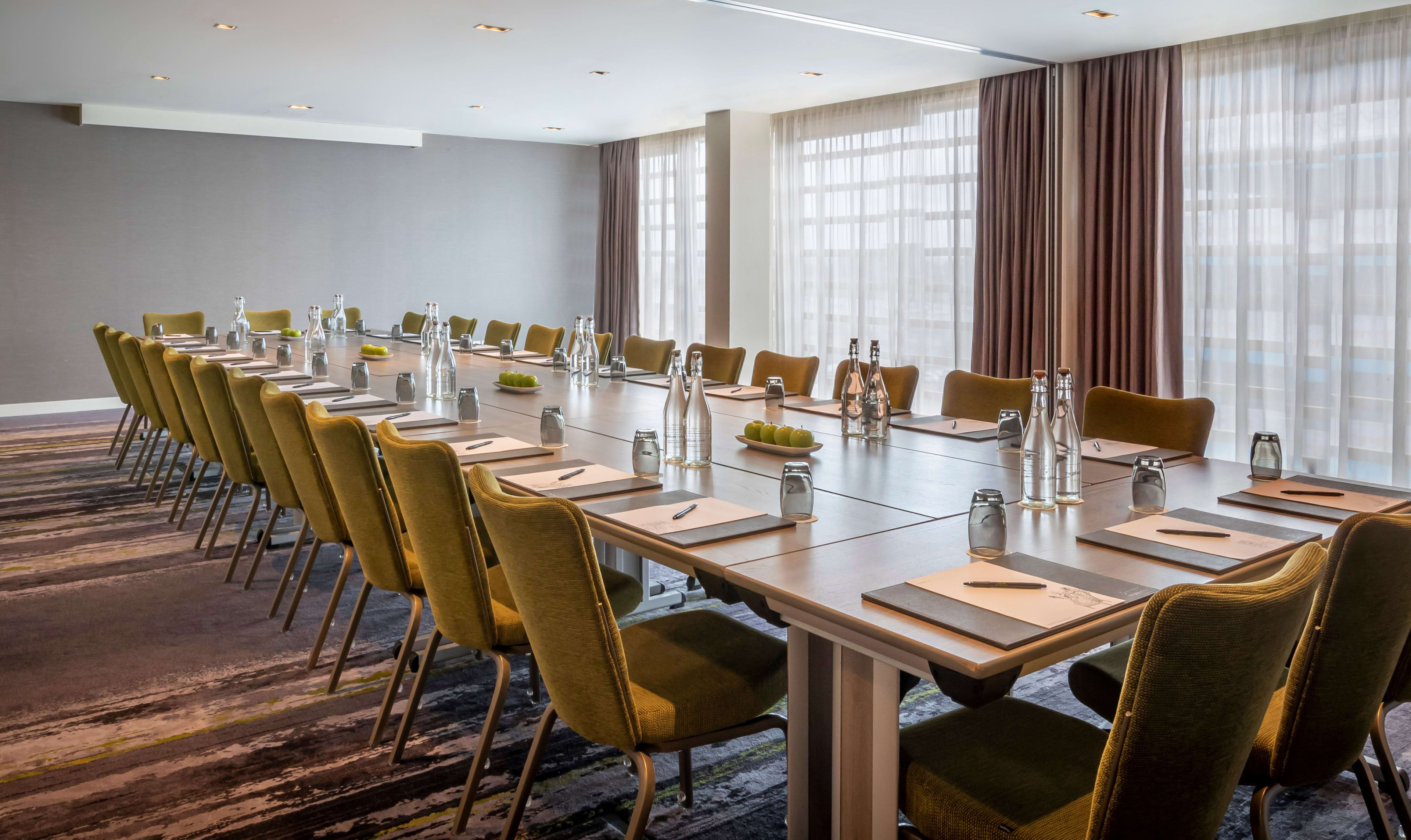 The Gibson Hotel Meeting Room - Cordoba Boardroom