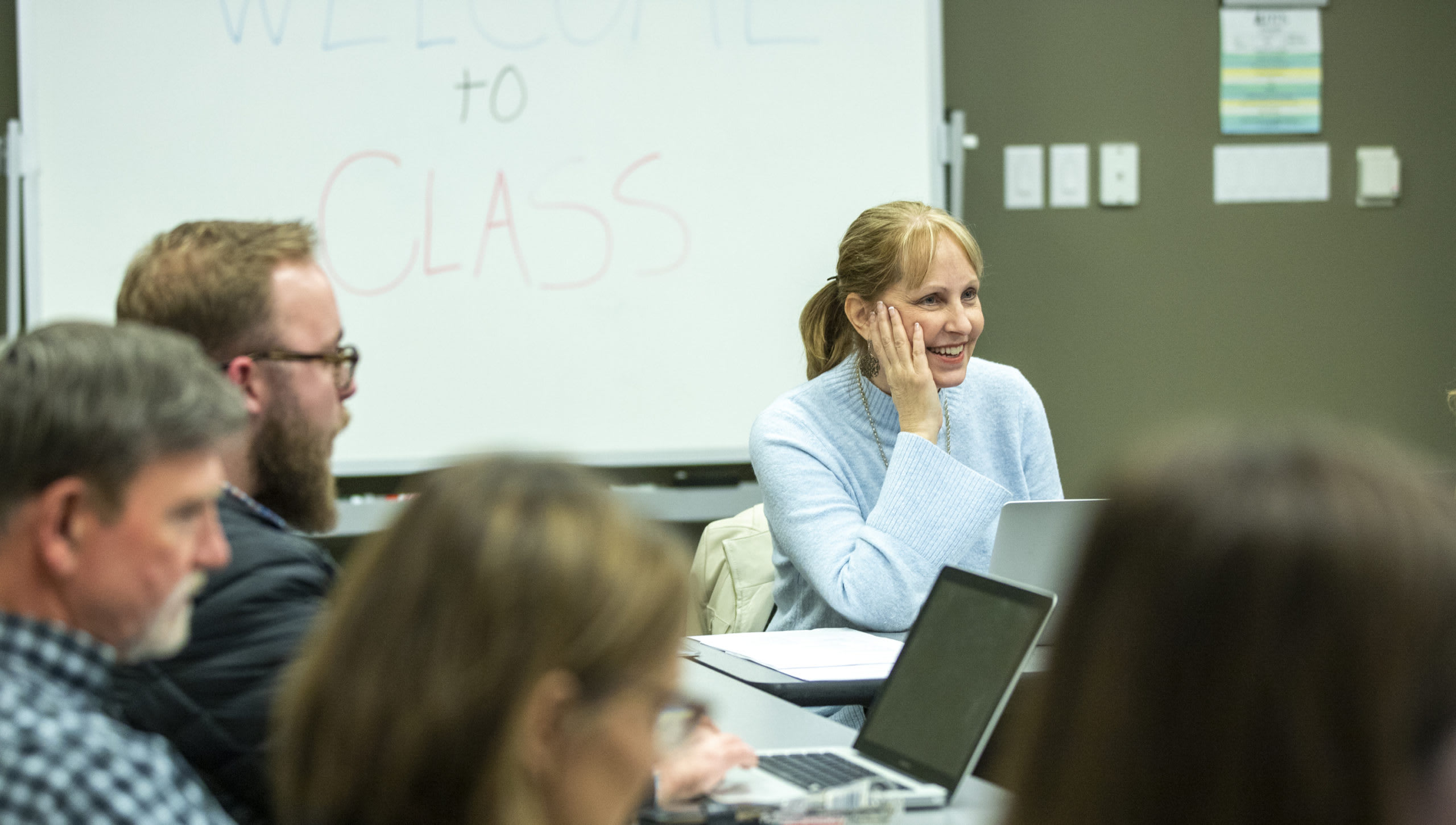Dr. Glahn teaching a class
