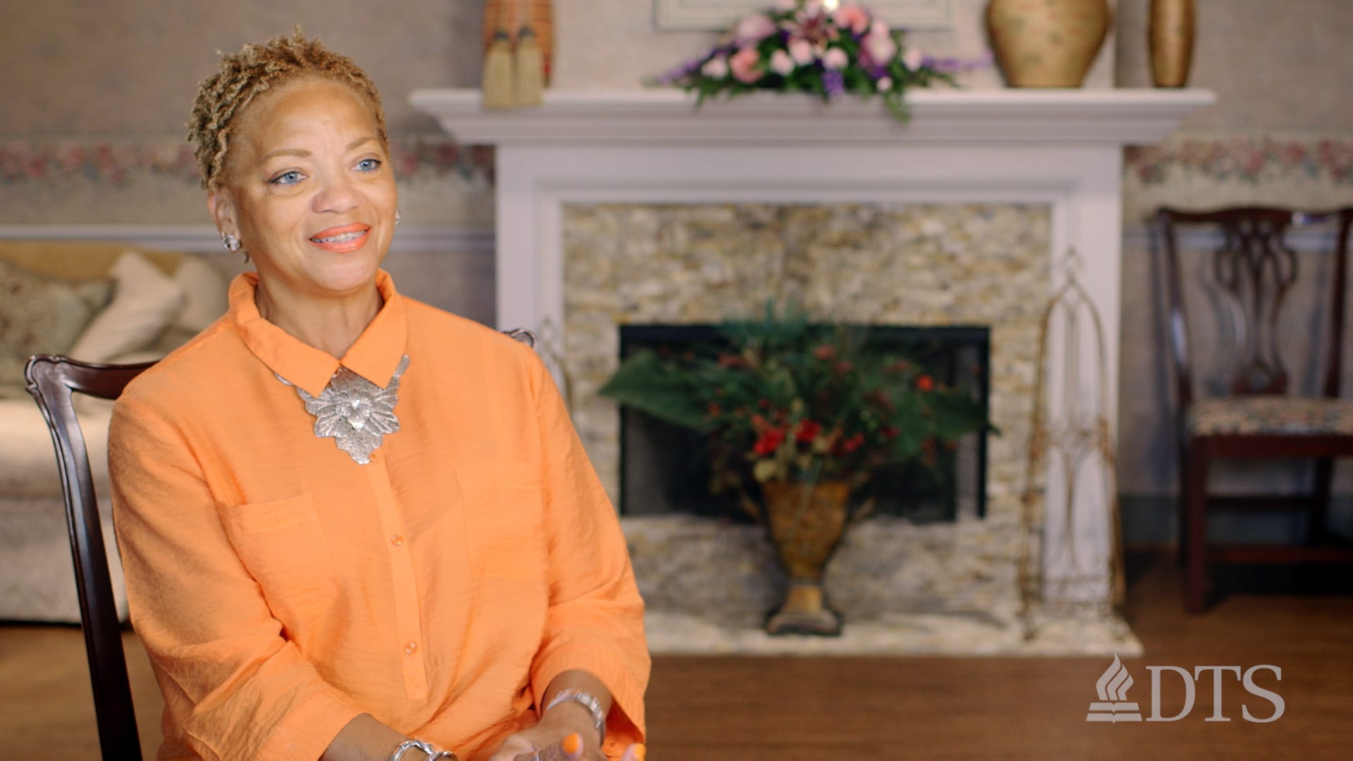 DTS alum Dorothy Burton seated during a conversation