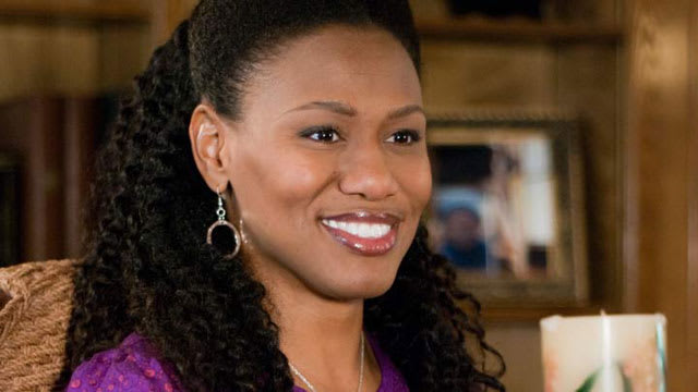 DTS alum Priscilla Shirer seated in chair