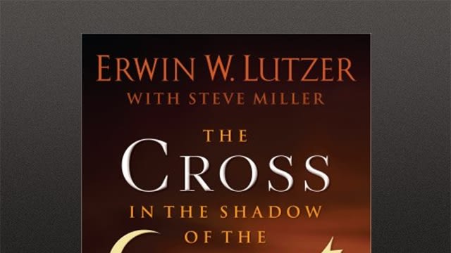 Cover of book authored by Dr. Lutzer with Steve Miller, The Cross in the Shadow of the Crescent