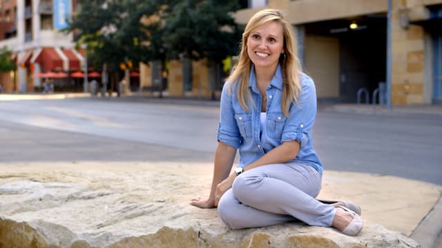 DTS alum Jennie Allen seated outside downtown
