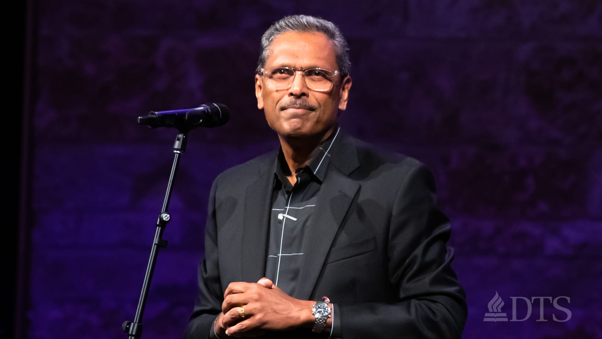 Dr. Ramesh Richard