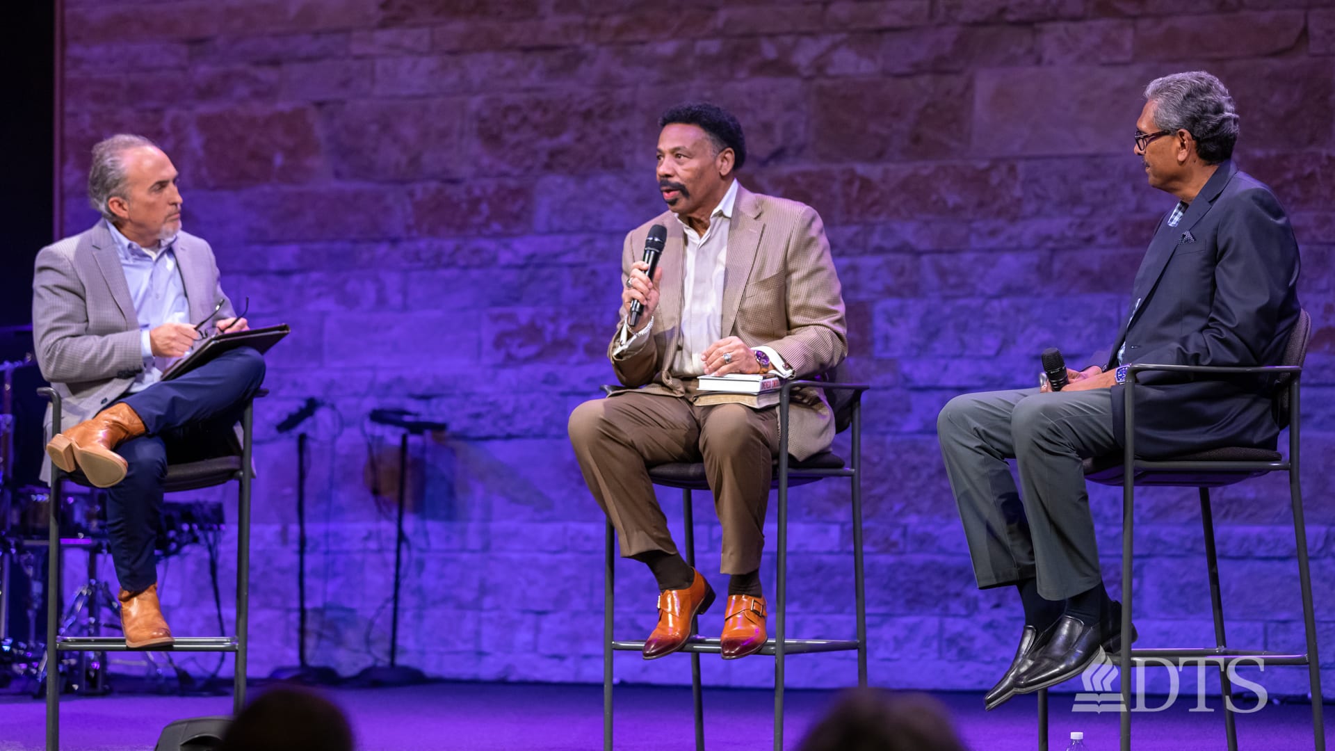Mark Yarbrough, Tony Evans, Ramesh Richard on stage