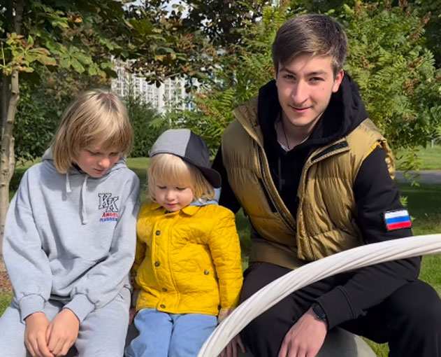 Сын Плющенко от первого брака поразил внешним сходством с отцом