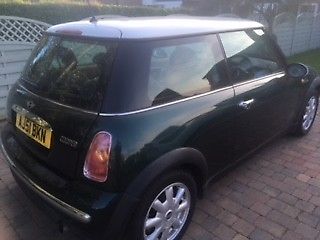 Photo of Green Y Reg BMW MINI Cooper R50 Registration Number AJ51BKN image 2