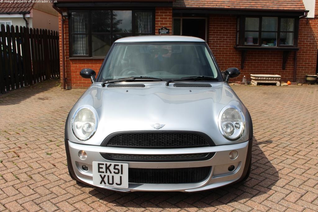 Photo of Silver Y Reg BMW MINI ONE R50 Registration Number EK51XUJ image 1