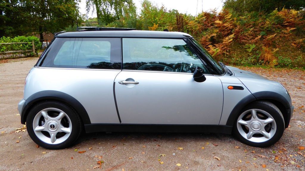 Photo of Silver Y Reg BMW MINI Cooper R50 Registration Number HK51FSZ image 1