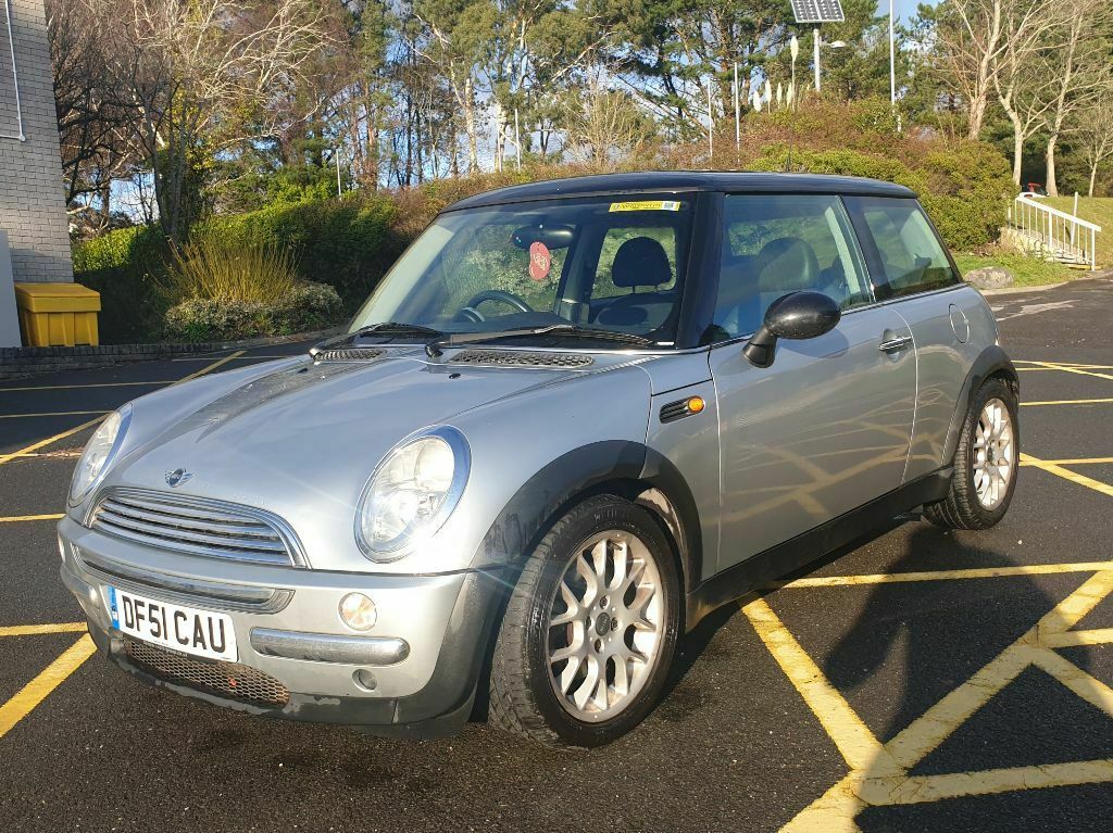 Photo of Silver Y Reg BMW MINI Cooper R50 Registration Number DF51CAU image 1