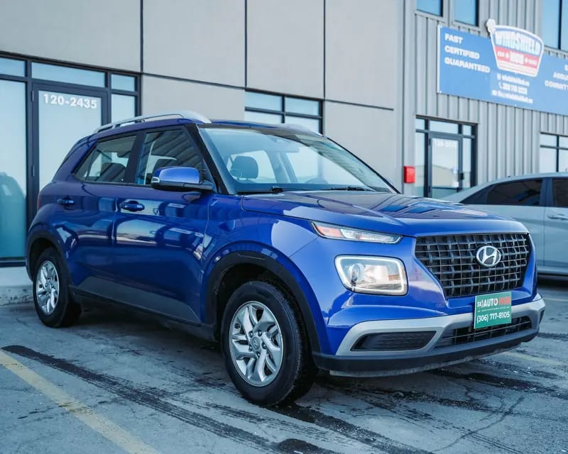 2023 HYUNDAI Venue SEL, Limited — photo 6