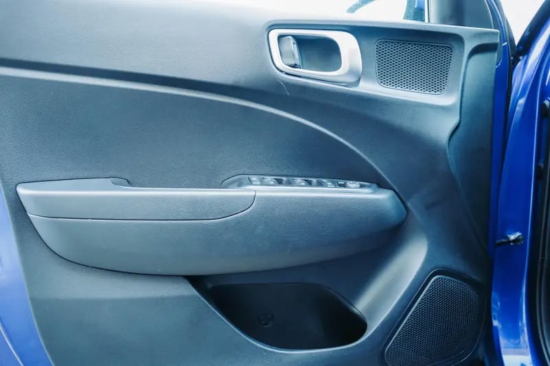 2023 HYUNDAI Venue SEL, Limited — photo 11