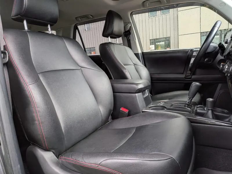 2016 TOYOTA 4Runner 4WD 4dr V6 SR5 — photo 19