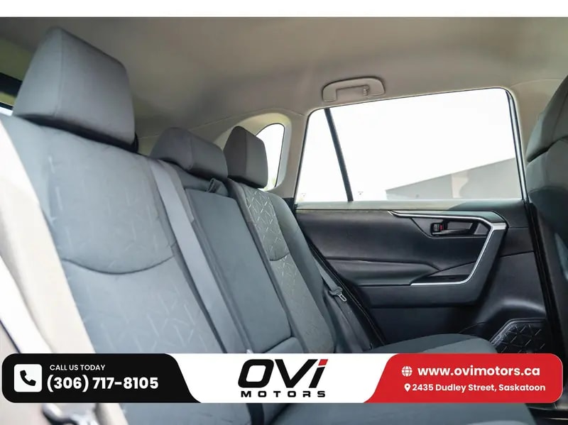 2021 TOYOTA RAV4 LE — photo 17