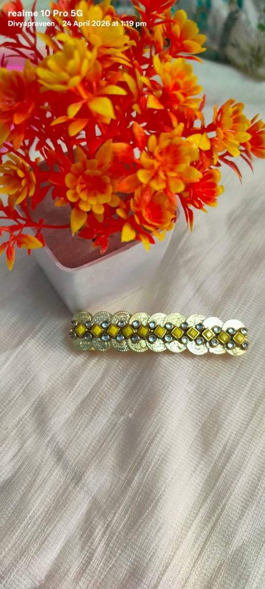 Casu Centre Clip