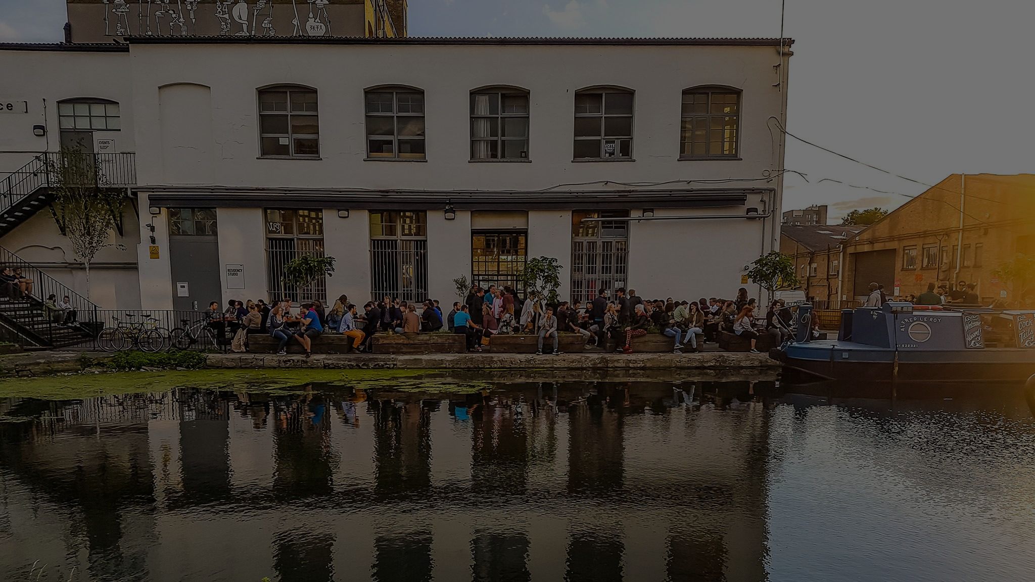 CRATE Brewery & Pizzeria