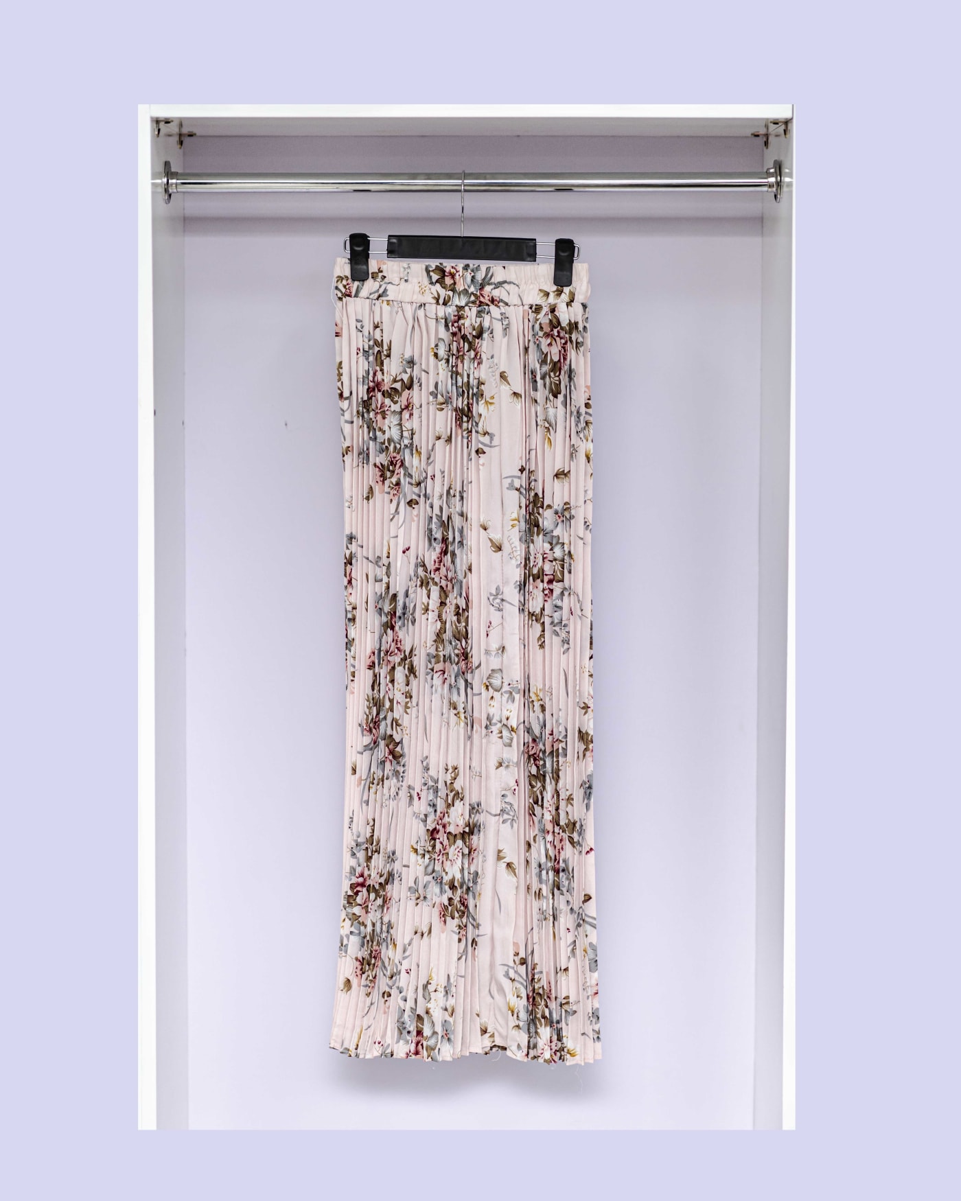 Blush Floral Pleated Maxi Skirt