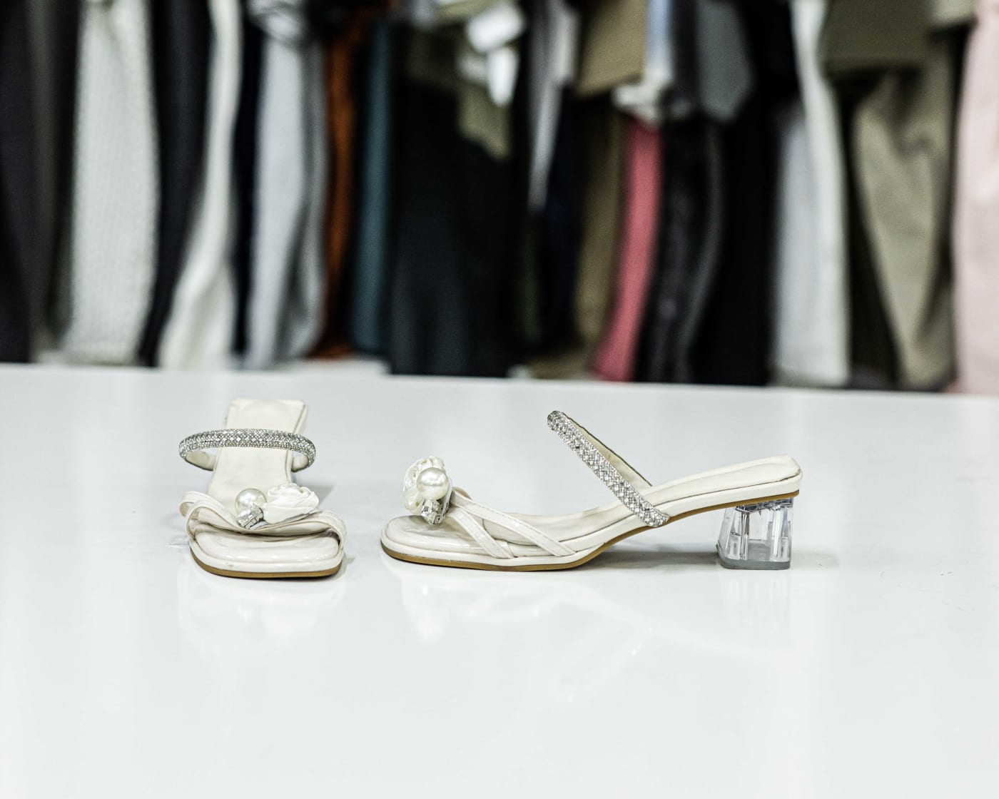 Ivory Crystal Bow Sandal