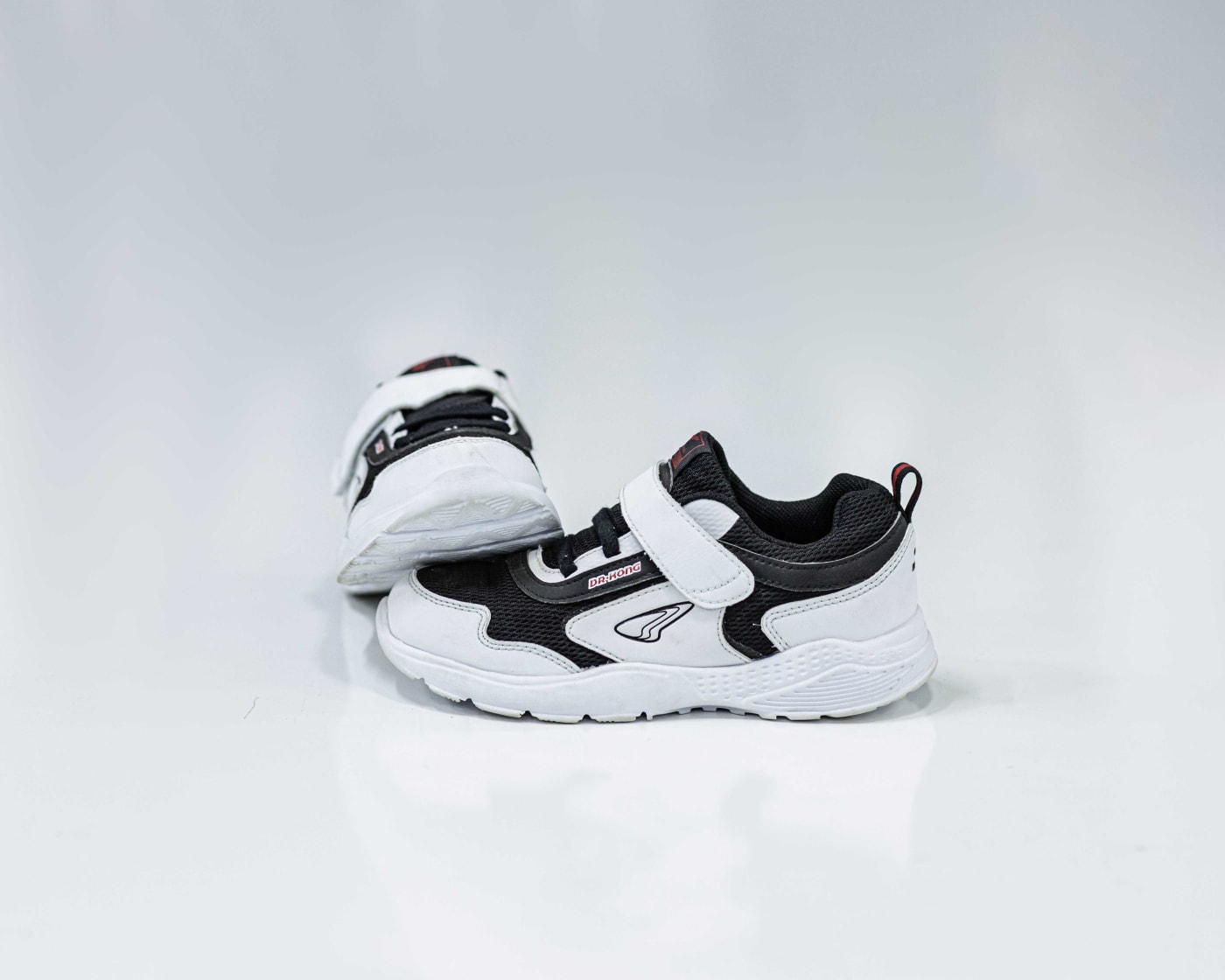Kids' White & Black Trainer — image 1