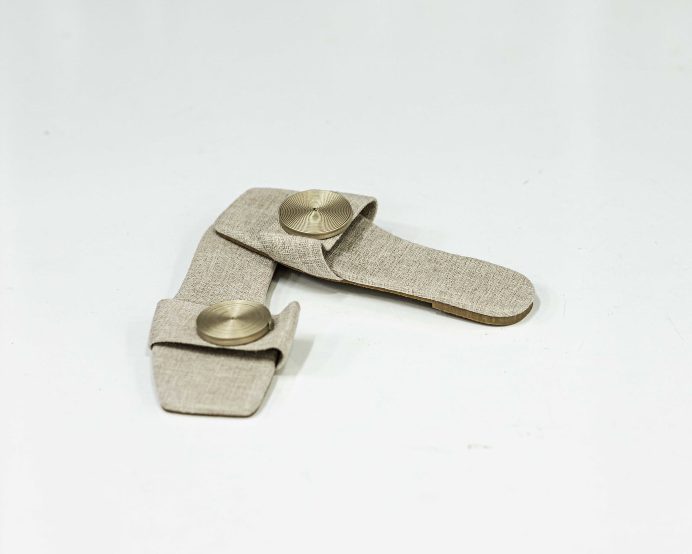 Linen Disc Slide