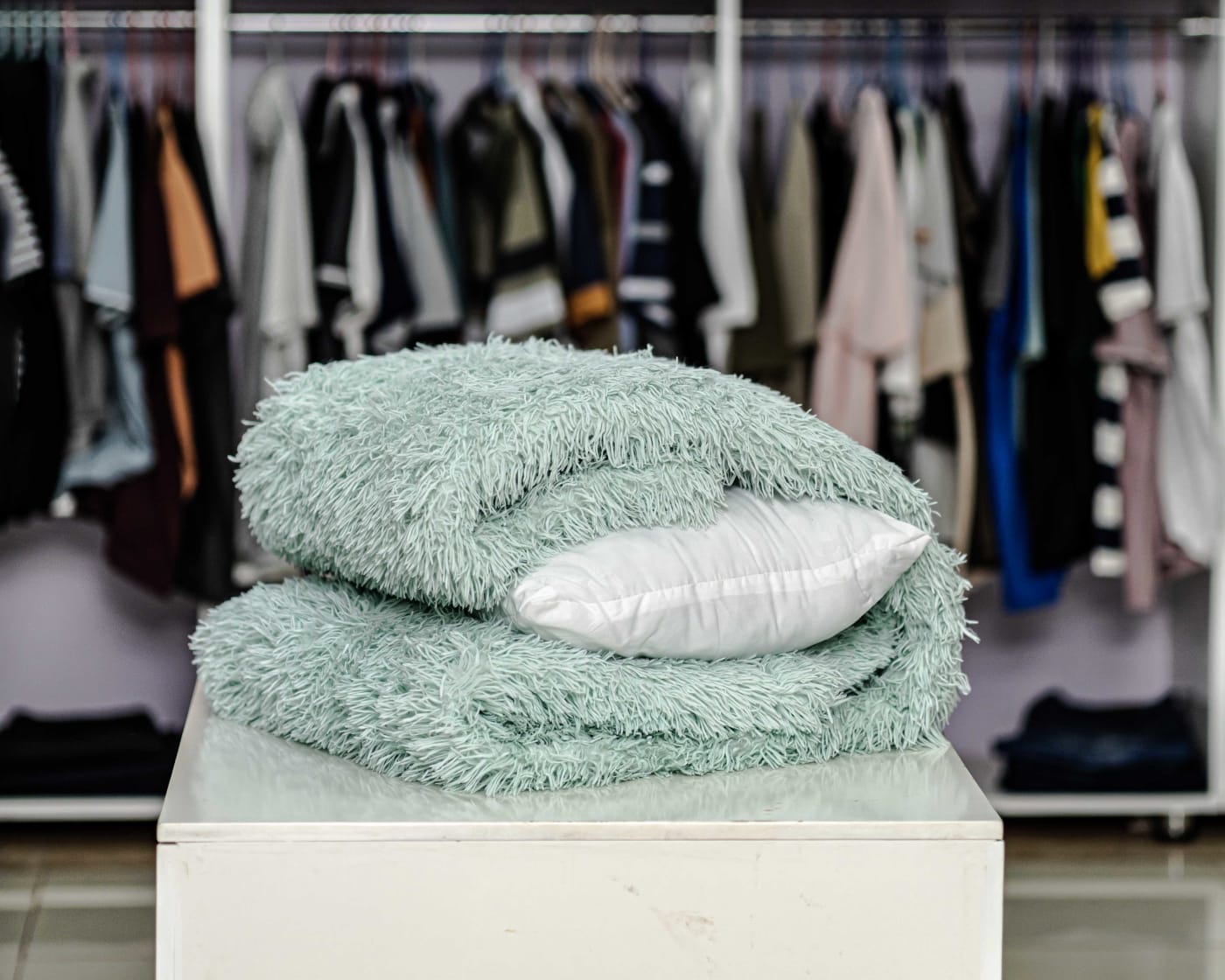 Mint Faux Fur Throw & Cushion
