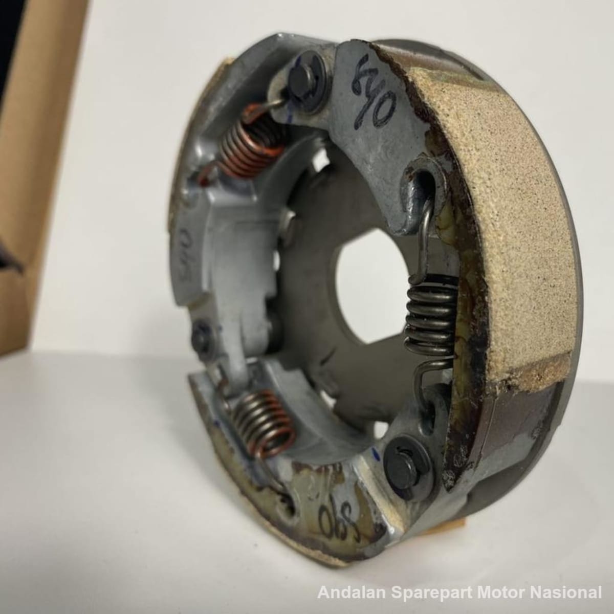 Foto Kampas Ganda Assy Kopling 300-04E06-10