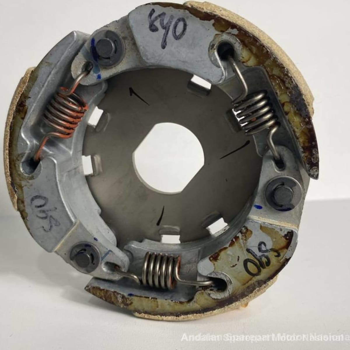 Foto Kampas Ganda Assy Kopling 300-04E06-10