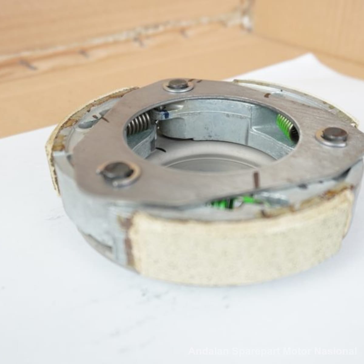 Foto Kampas Ganda Assy Kopling 300-04E22-01