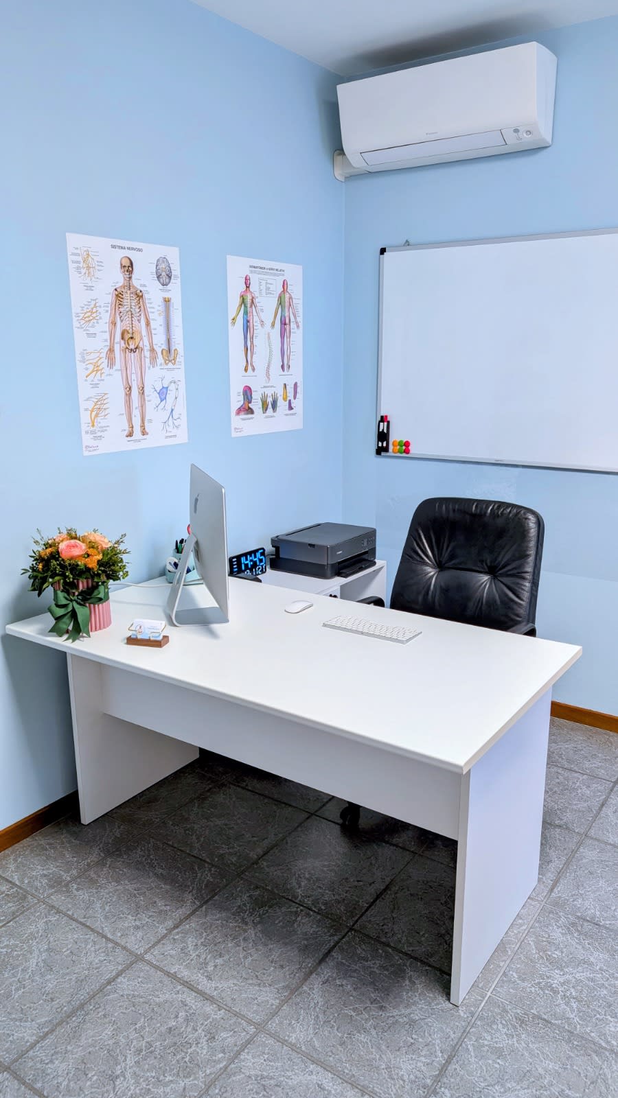 Studio medico con palestra in affitto a ore — Dossobuono
