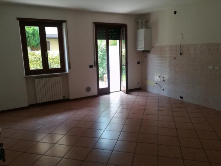 Trilocale in vendita a Villafranca di Verona