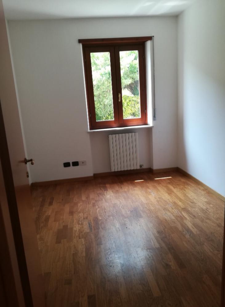 Trilocale in vendita a Villafranca di Verona