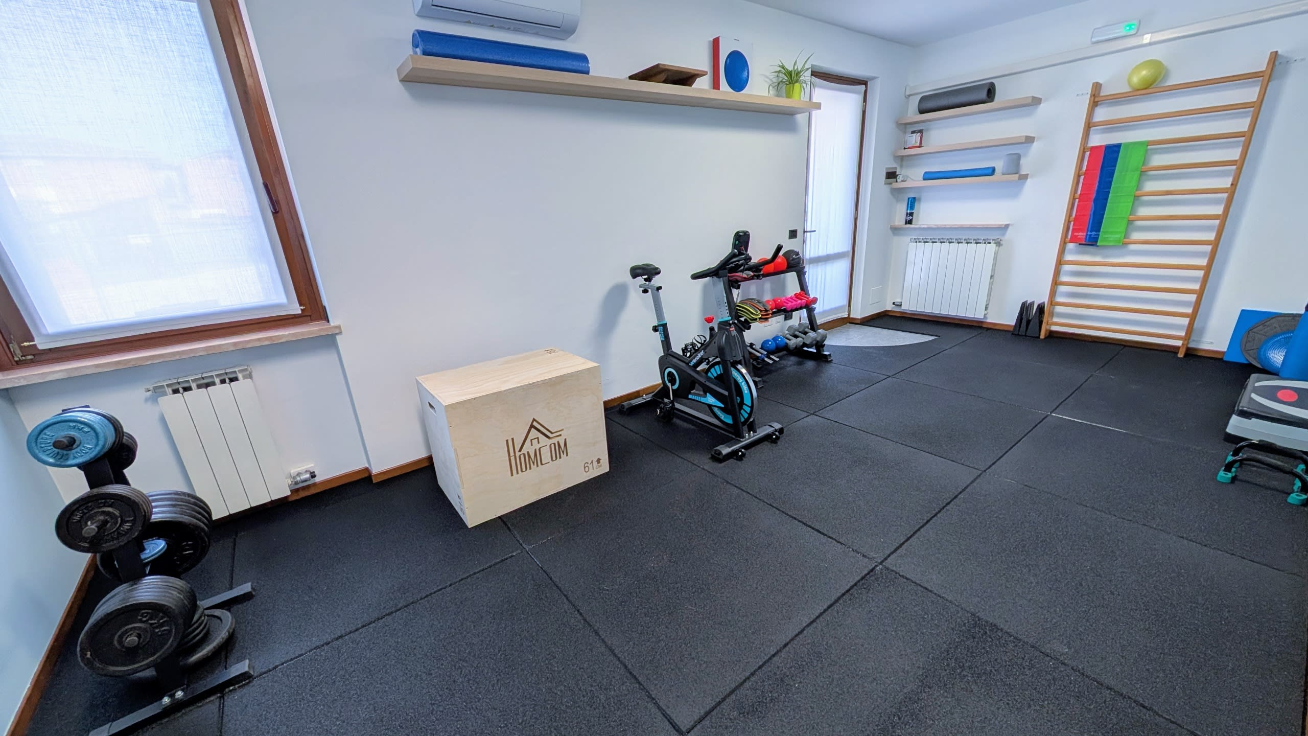 Studio medico con palestra in affitto a ore — Dossobuono