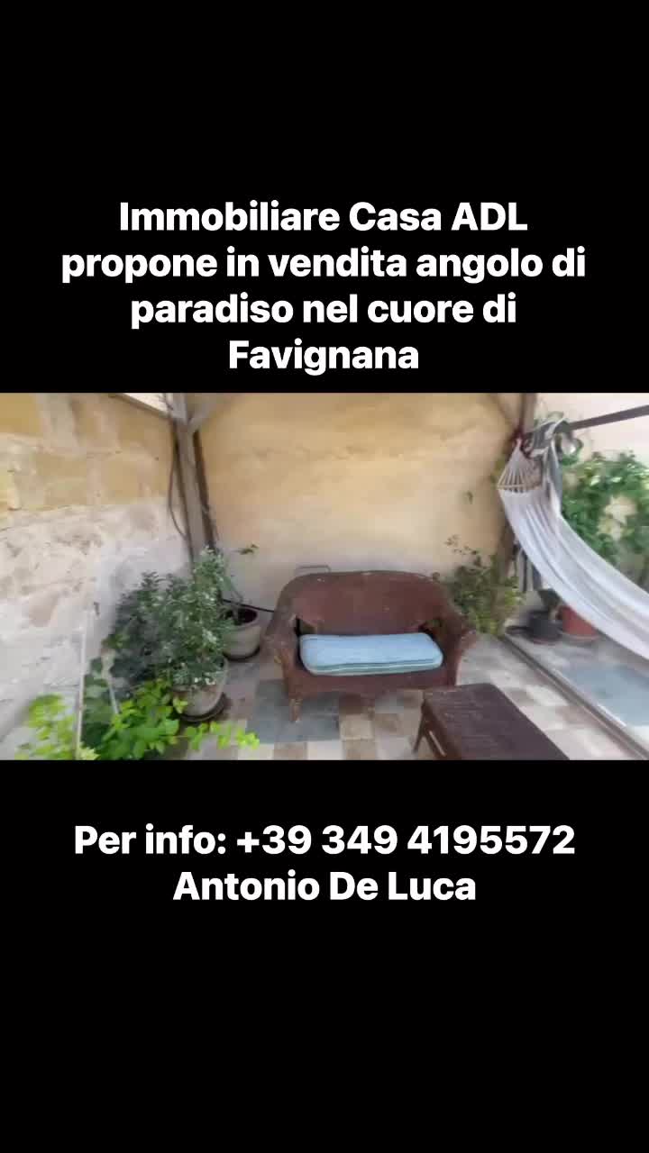 Favignana, in centro zona strategica, appartamento con terrazza. — 2