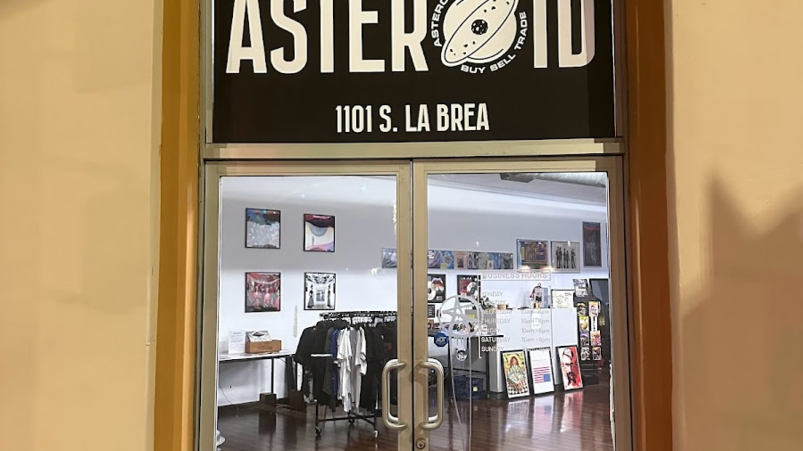 Asteroid Vinyl Cafe photo 1