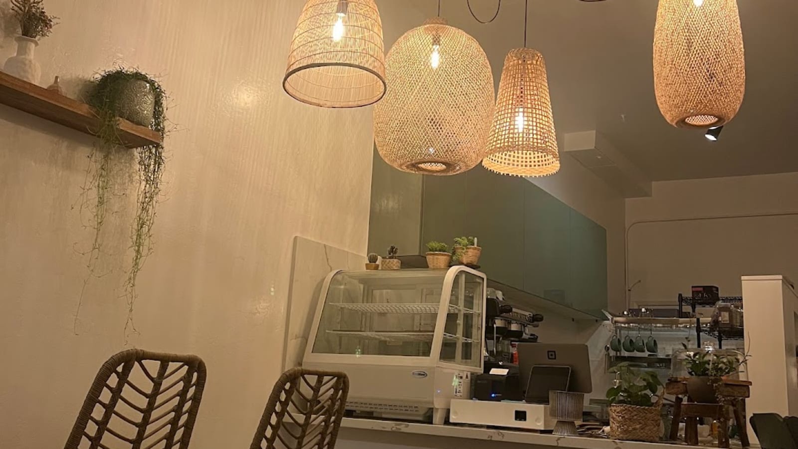 Earth Tone Cafe photo 1