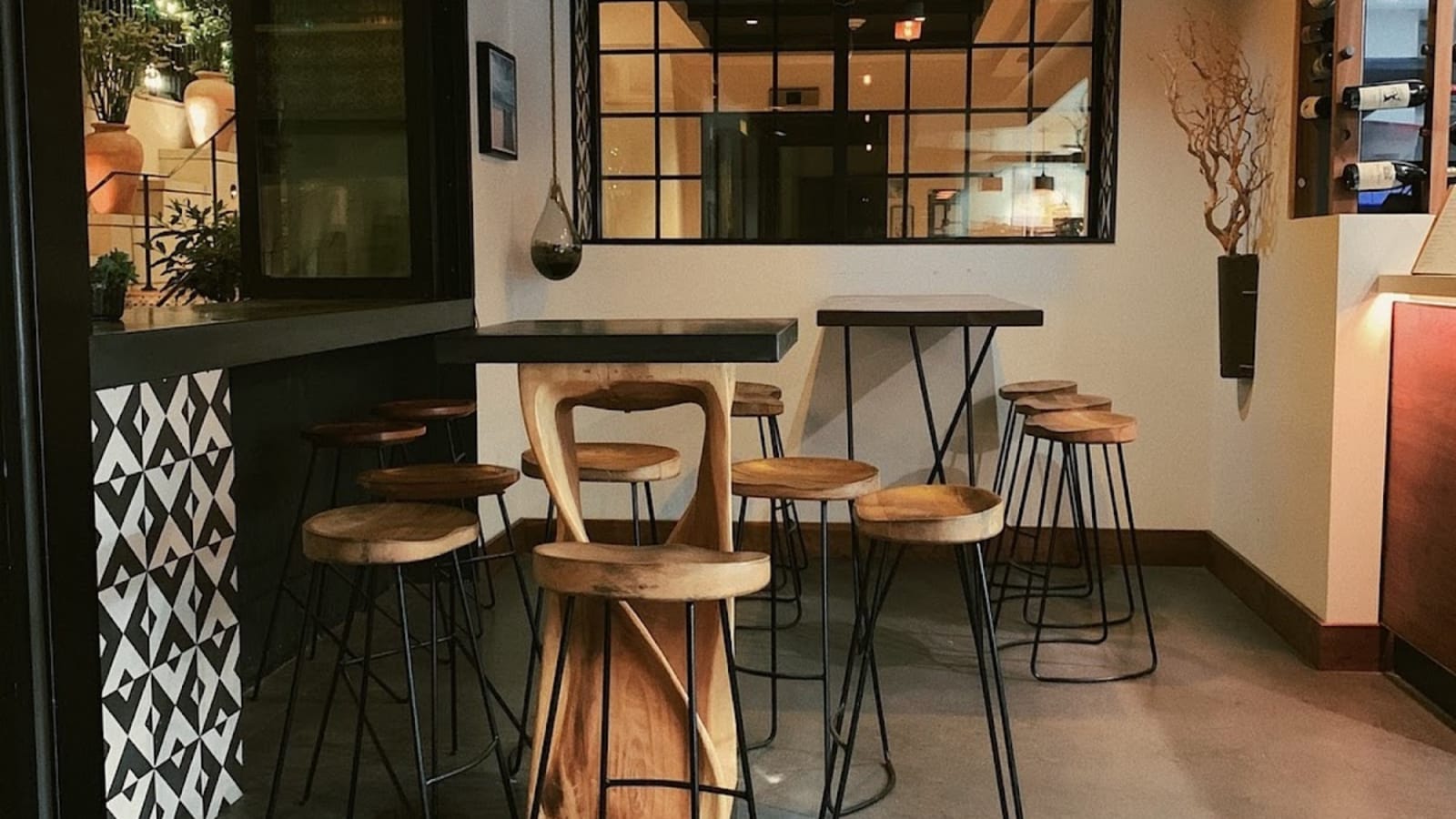 Elixir Espresso & Wine Bar photo 1