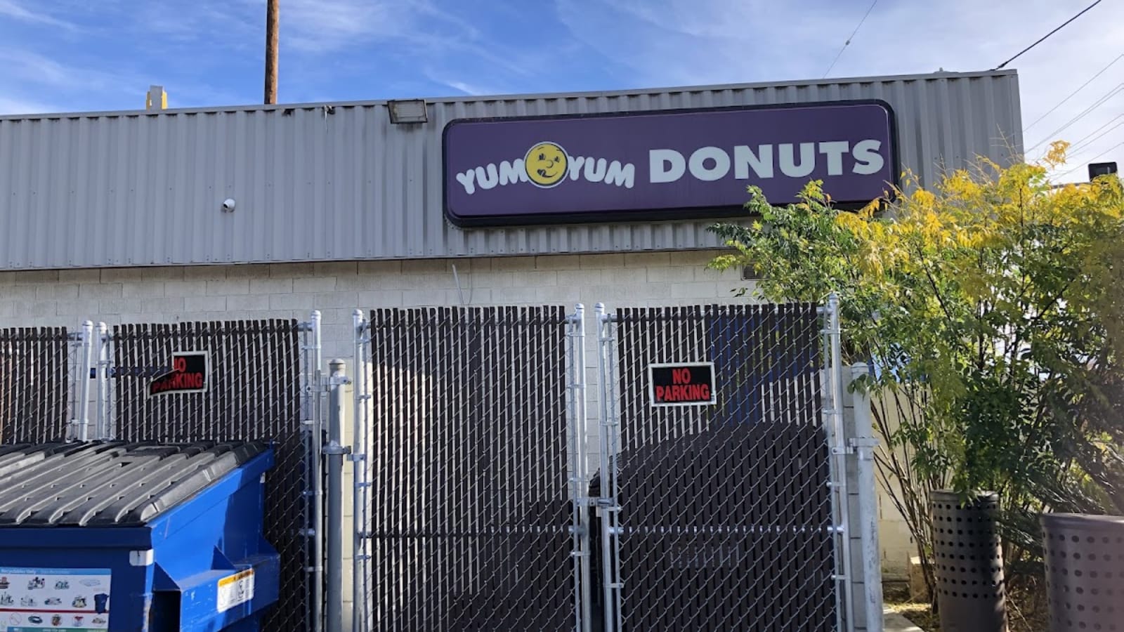 Yum Yum Donuts photo 1