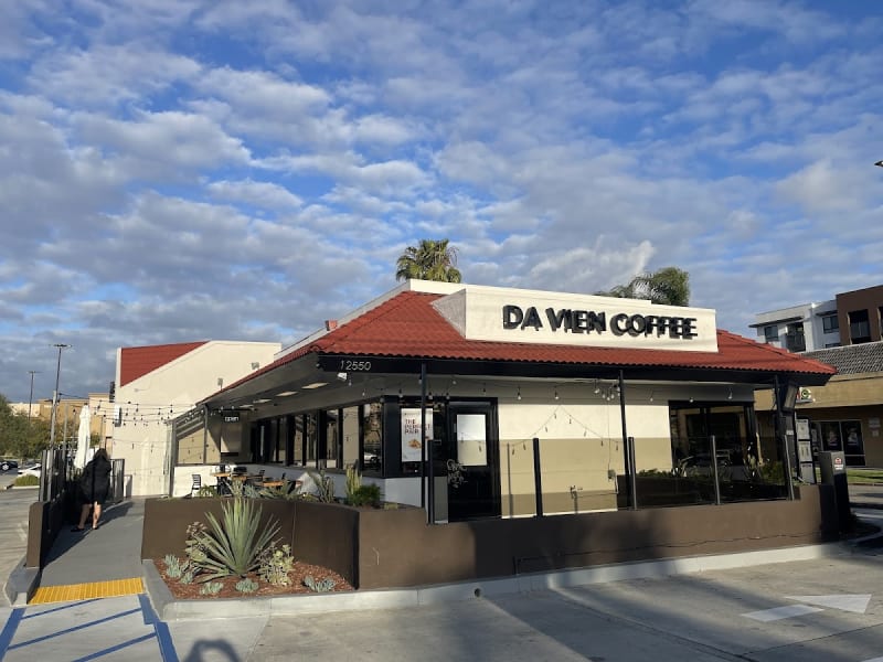 Da Vien Coffee (Drive-thru) - Photo